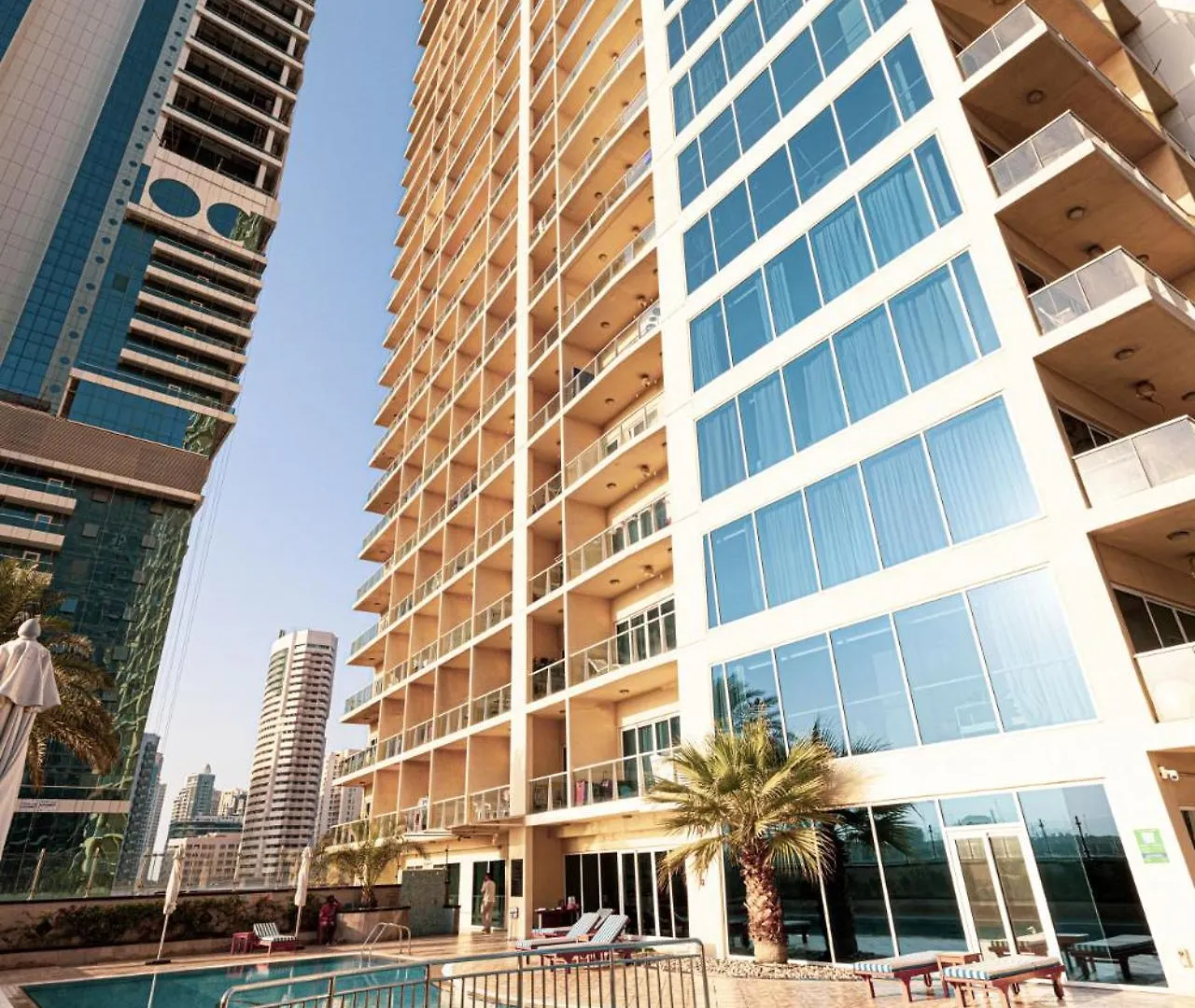 Apartment Lake View Studio Near Marina With Pool, Balcony And Gym Dubai United Arab Emirates